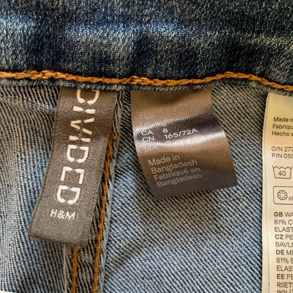H&M High Waist Shorts - Jean Shorts, size 8, NEW! - Picture 6 of 12